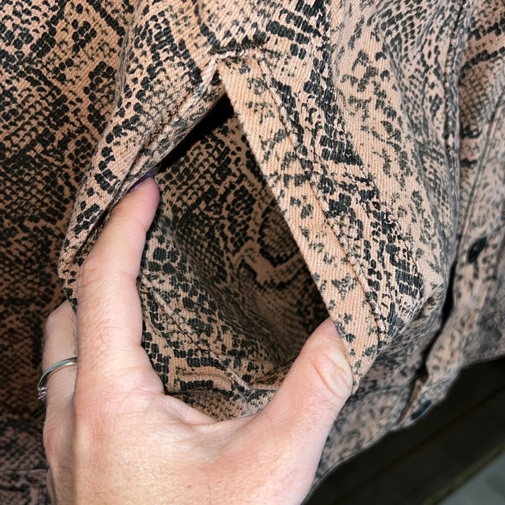 Free People Brown & Black Snakeskin‎ Print Denim Jacket- S - Picture 4 of 8